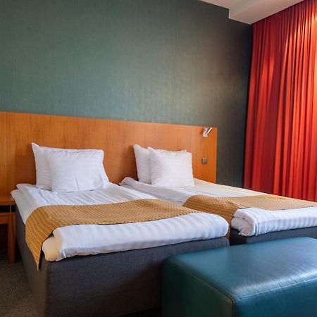 Hotel Oscar Varkaus Ngoại thất bức ảnh