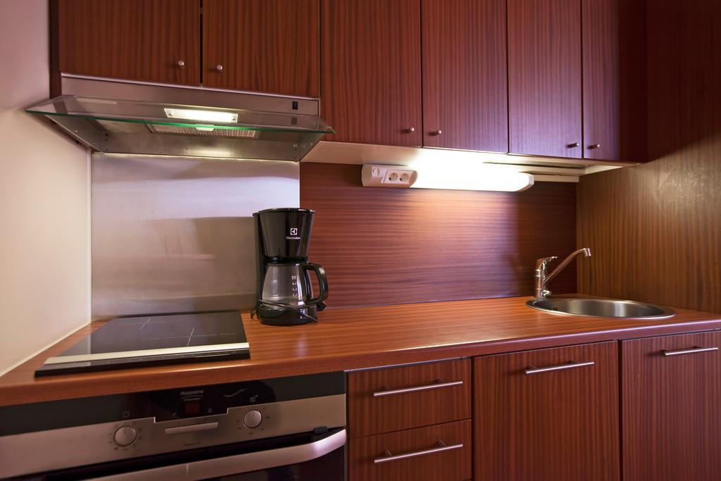 Hotel Oscar Varkaus Ngoại thất bức ảnh