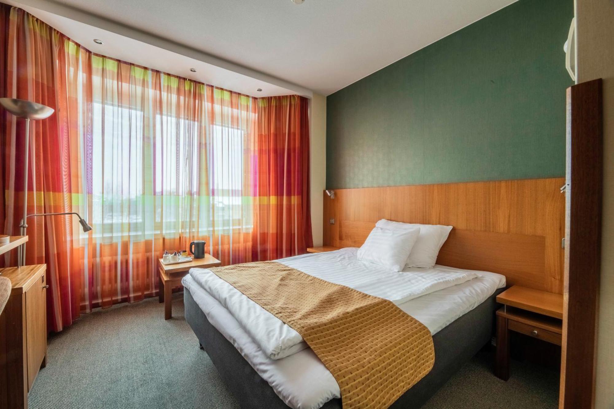 Hotel Oscar Varkaus Ngoại thất bức ảnh
