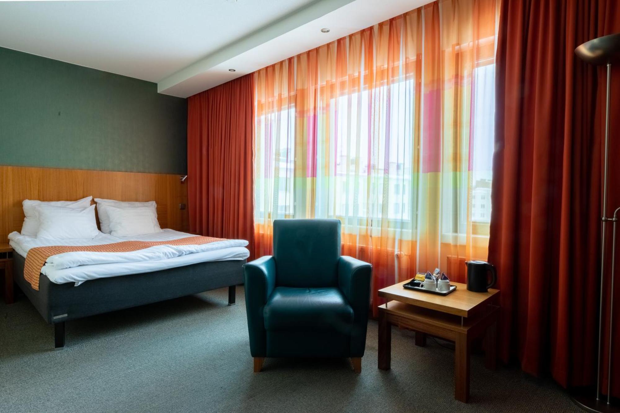 Hotel Oscar Varkaus Ngoại thất bức ảnh