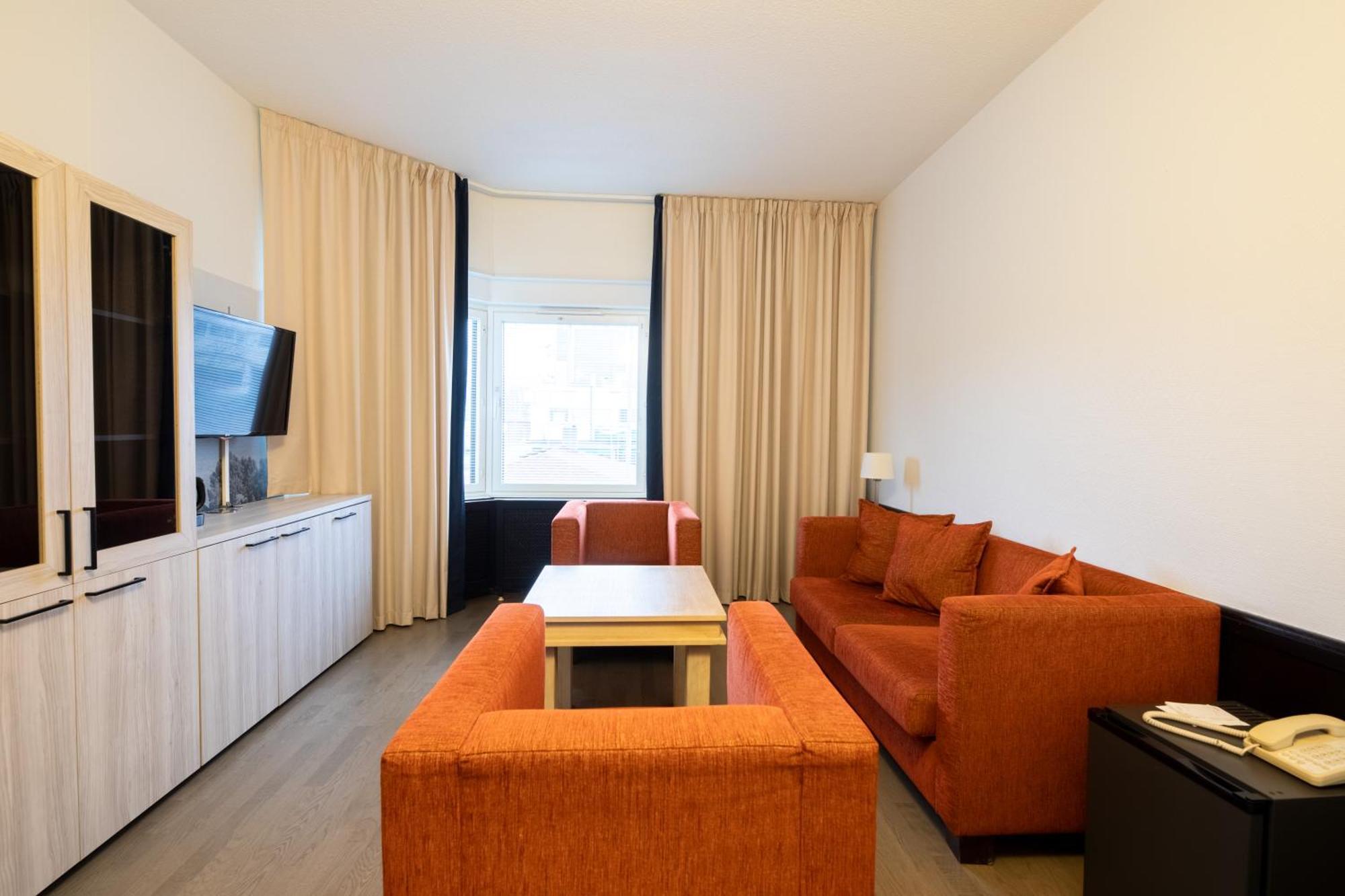 Hotel Oscar Varkaus Phòng bức ảnh