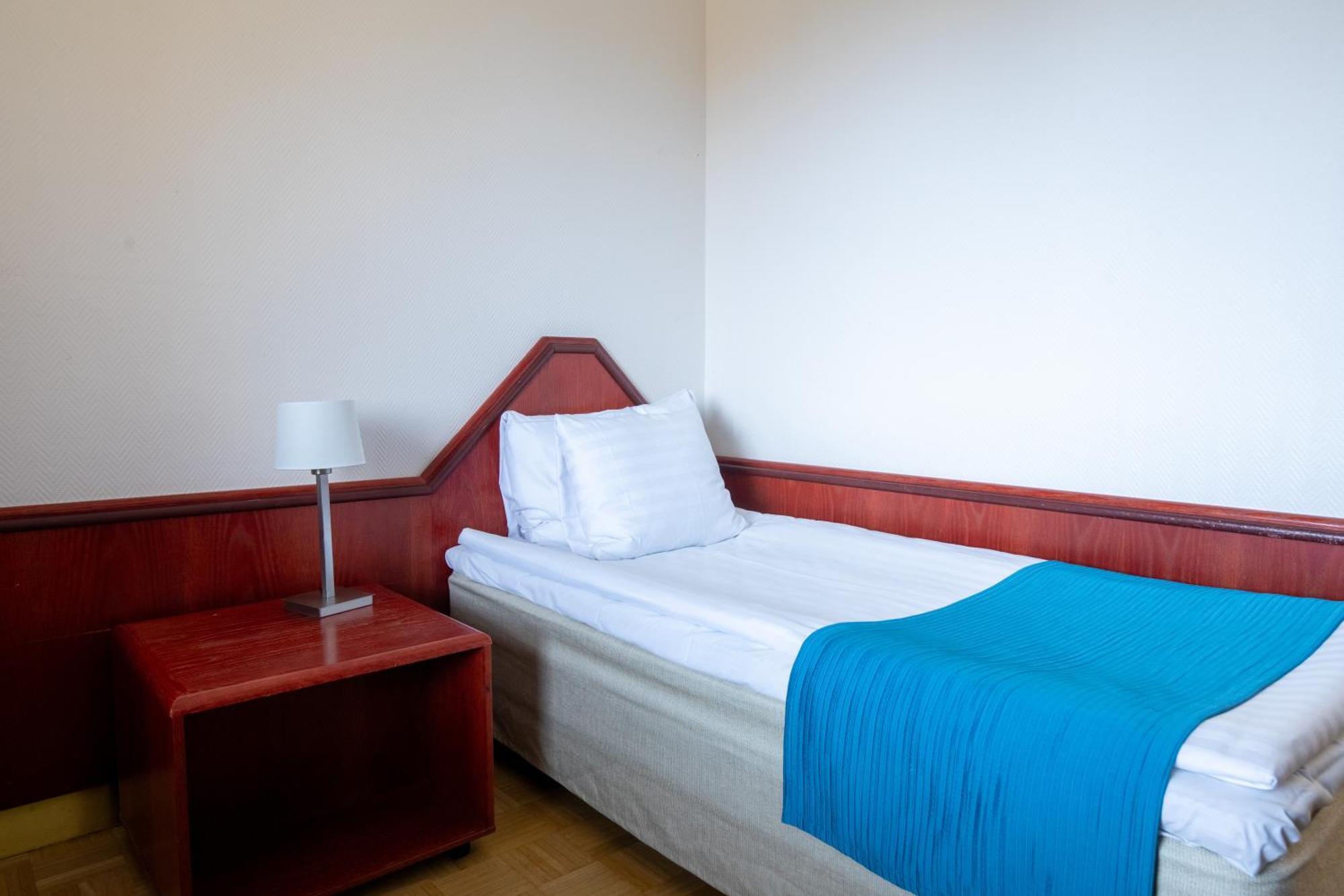 Hotel Oscar Varkaus Phòng bức ảnh