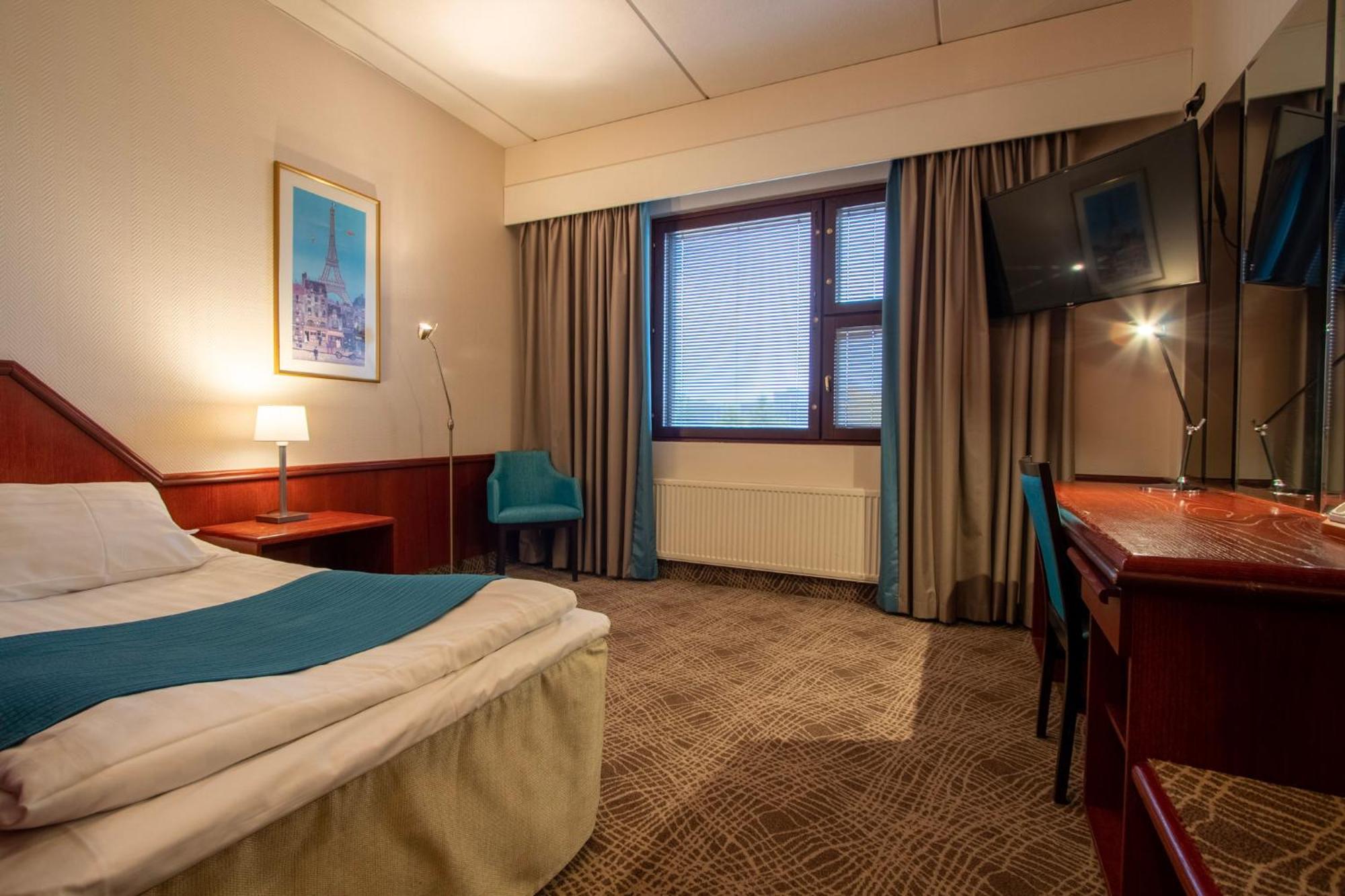 Hotel Oscar Varkaus Phòng bức ảnh