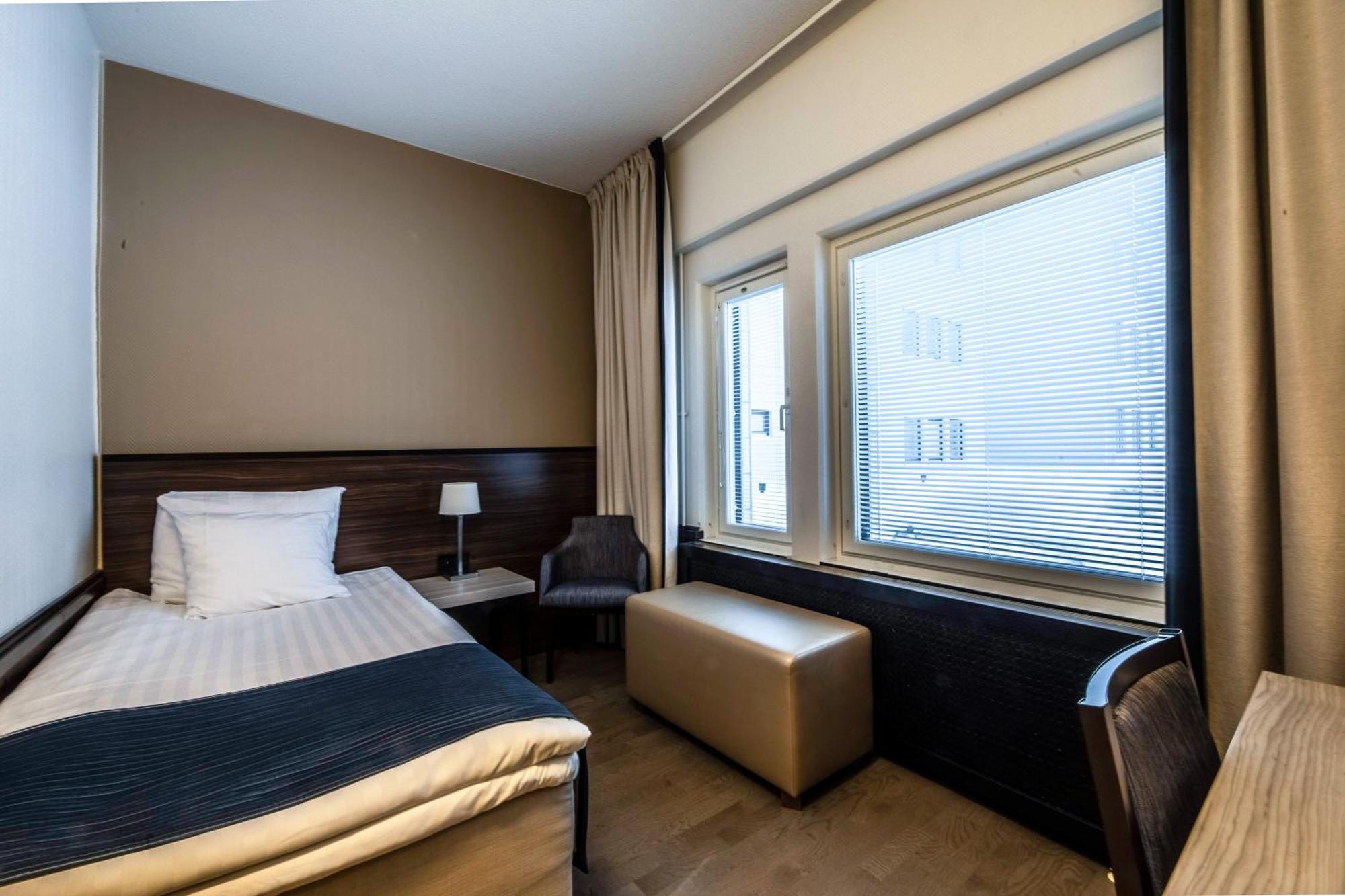 Hotel Oscar Varkaus Phòng bức ảnh