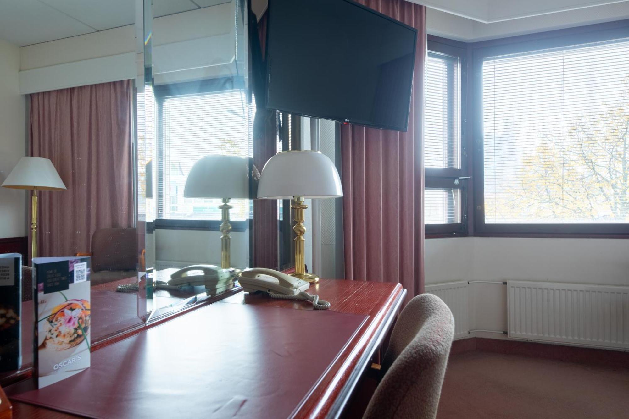 Hotel Oscar Varkaus Phòng bức ảnh