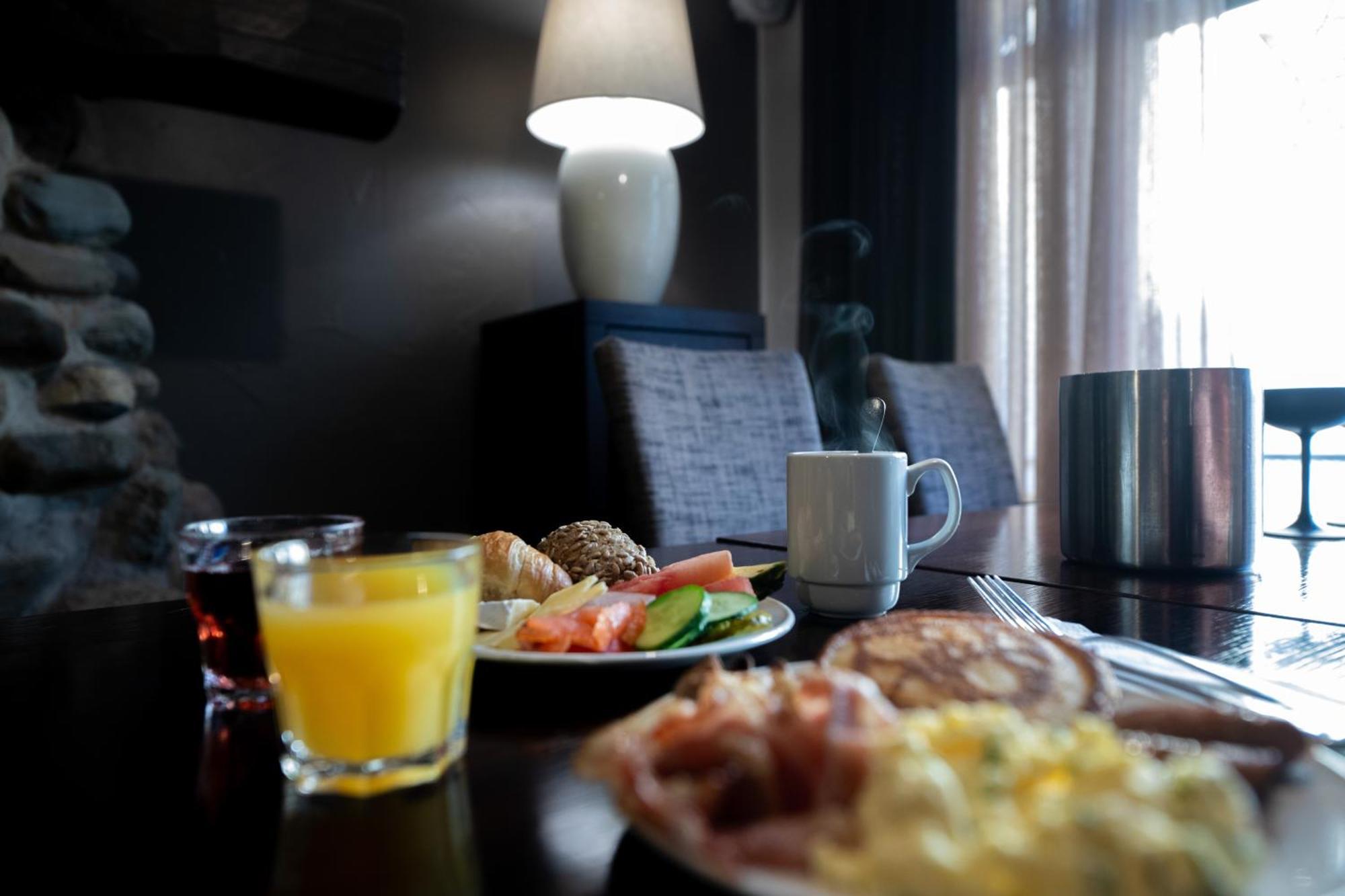 Hotel Oscar Varkaus Ngoại thất bức ảnh