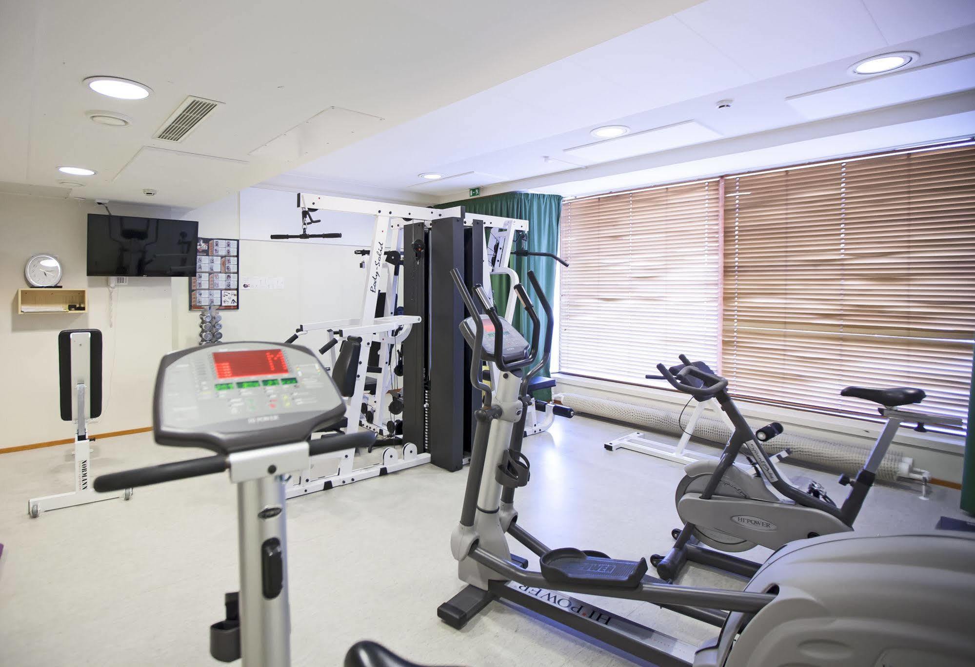Hotel Oscar Varkaus Ngoại thất bức ảnh